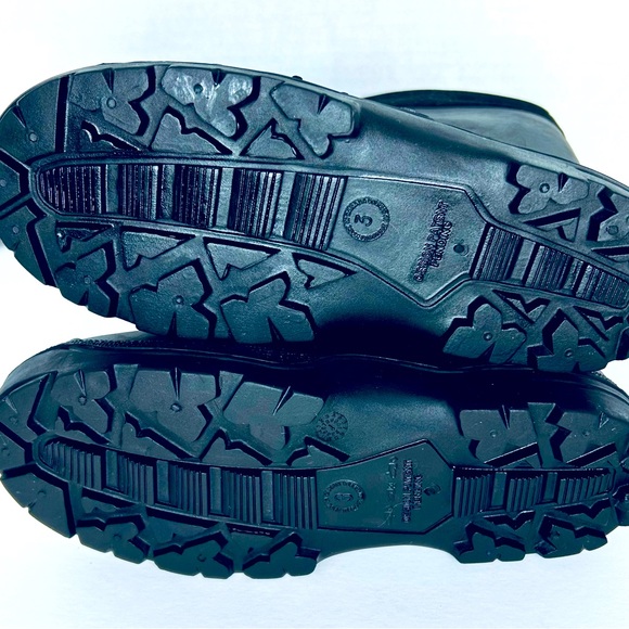 WONDER NATION CHILDREN’S BLACK WATERPROOF DRAWSTRING BOOTS SIZE 3 - Picture 4 of 5